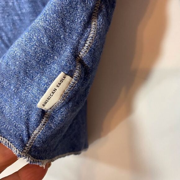 American Eagle Long Sleeve Tee Medium - Picture 4 of 6